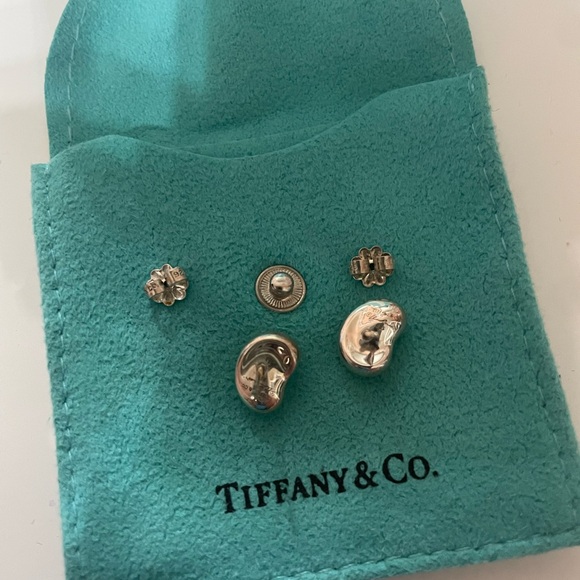 Tiffany & Co. Elsa Peretti Bean Earrings - Picture 4 of 5